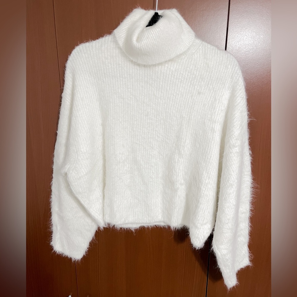 H&M Fluffy Knit Sweater